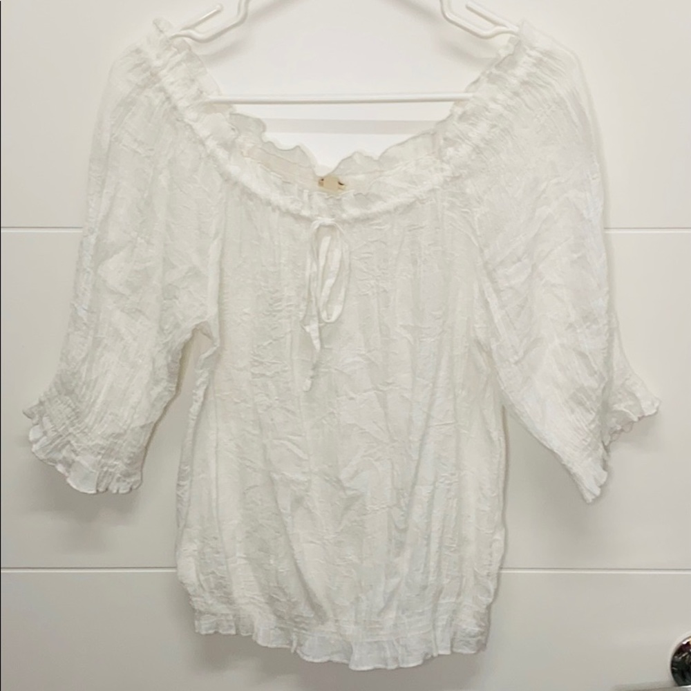 Romantic White Blouse Off the Shoulders